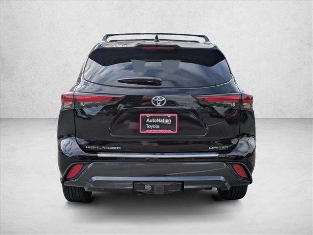New 2025 Toyota Highlander Limited image 8