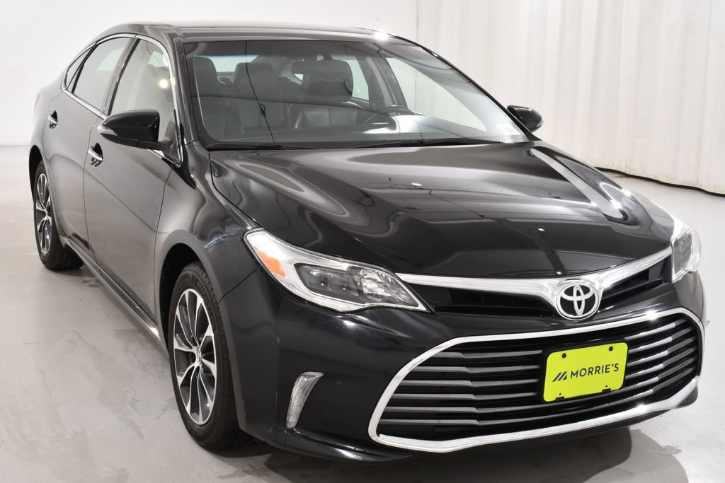 Used 2016 Toyota Avalon XLE FWD image 4