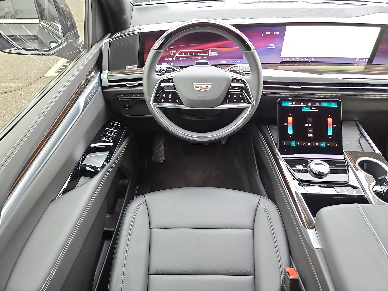 Certified 2025 Cadillac Escalade Luxury image 11