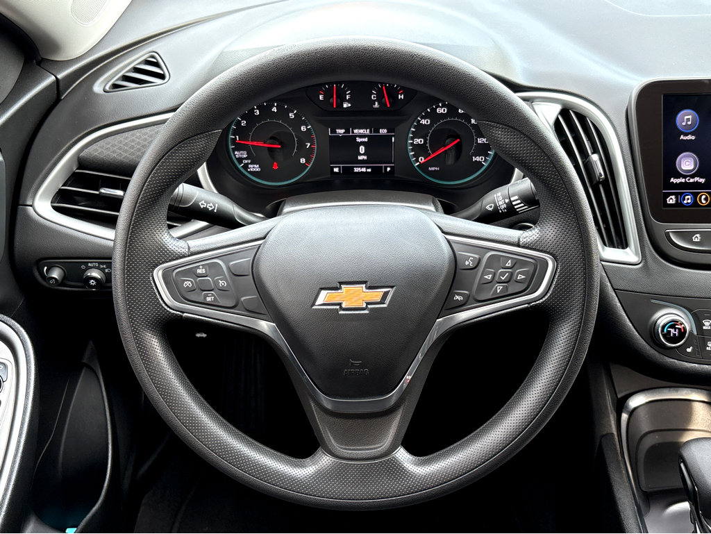 Used 2022 Chevrolet Malibu LT image 14