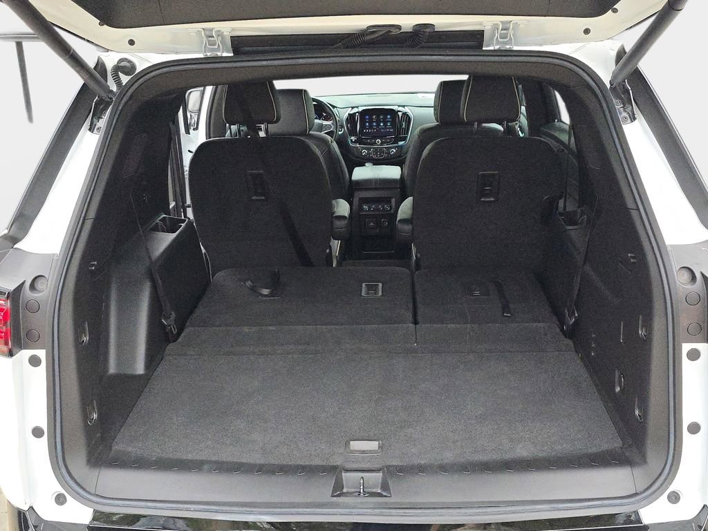 Used 2023 Chevrolet Traverse Premier w/ Redline Edition image 14