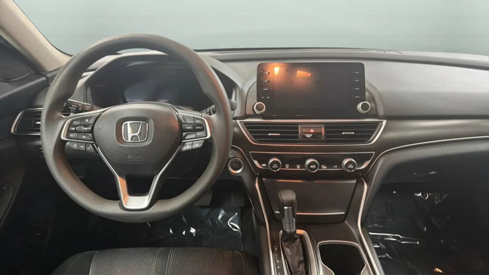 Used 2018 Honda Accord EX image 10