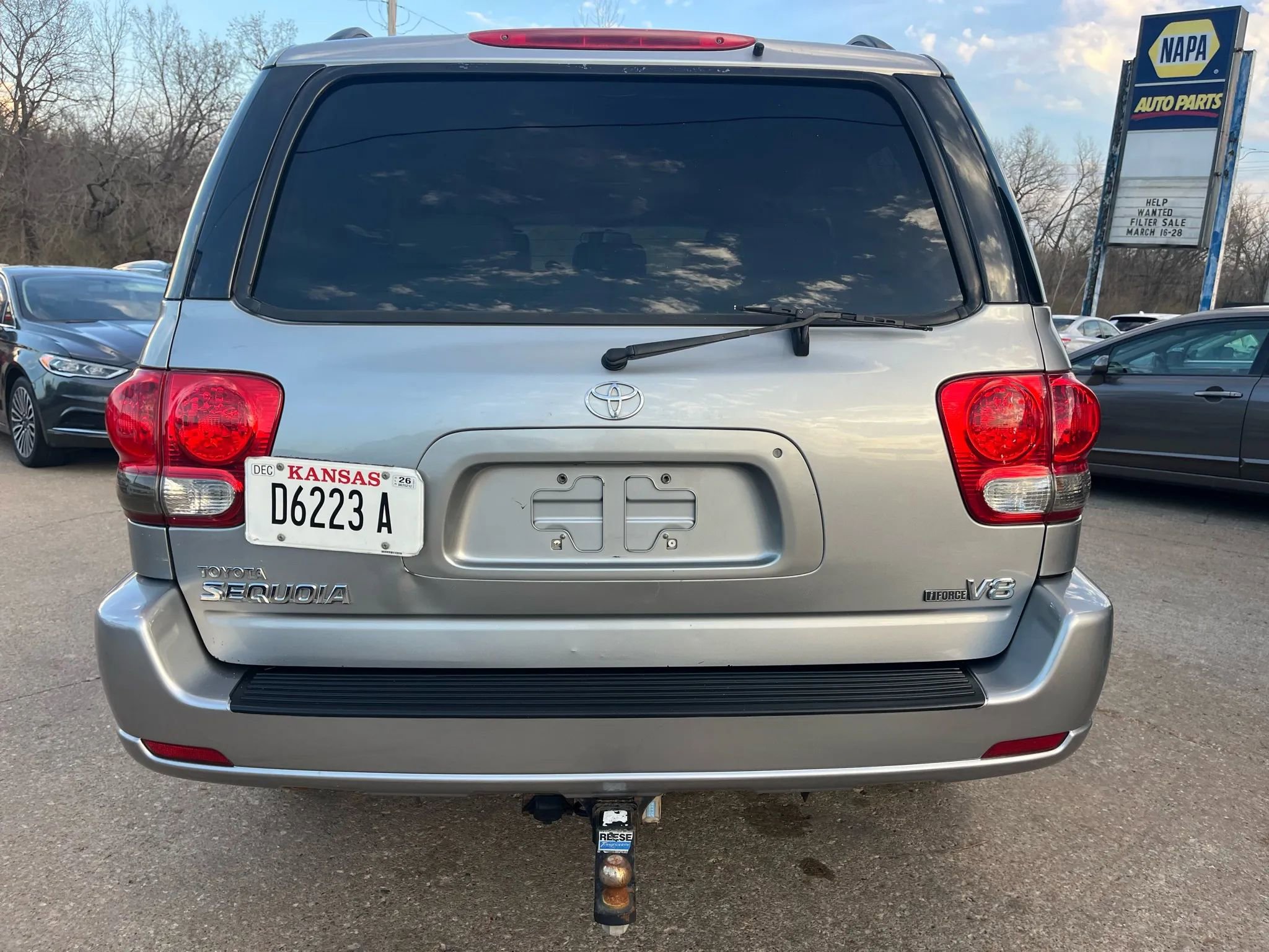 Used 2006 Toyota Sequoia SR5 RWD image 9