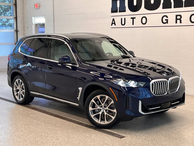New 2026 BMW X5 xDrive40i w/ Climate Comfort Package AWD/4WD image 1