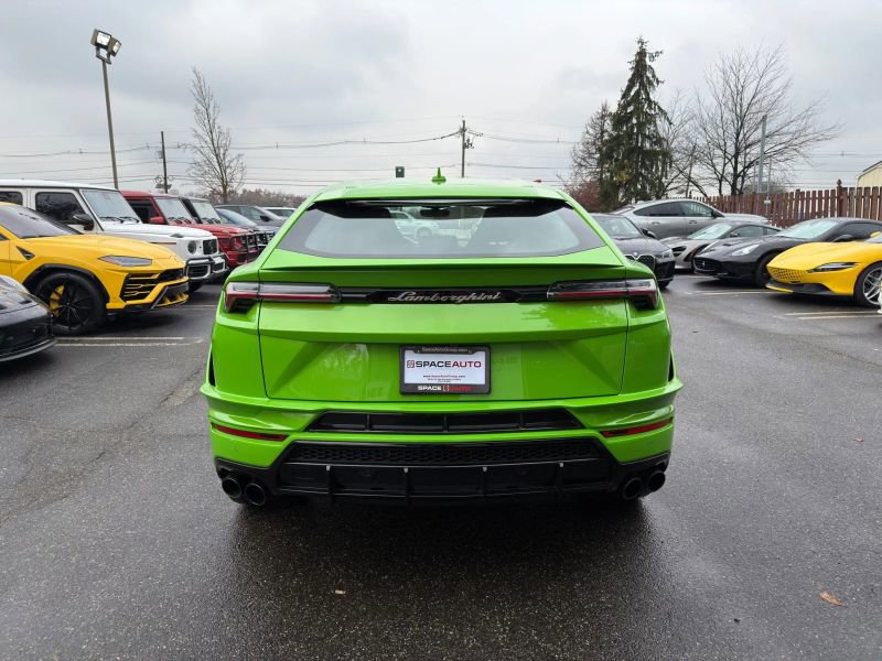 Used 2024 Lamborghini Urus S image 5
