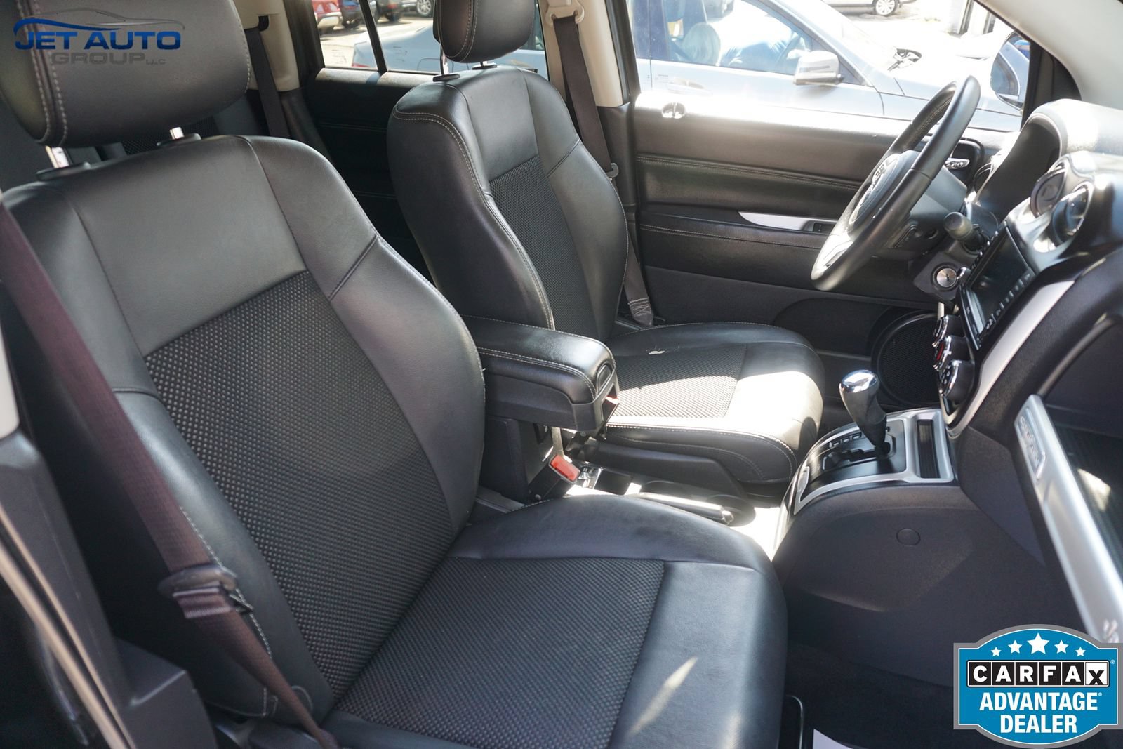 Used 2015 Jeep Compass Latitude AWD/4WD image 24