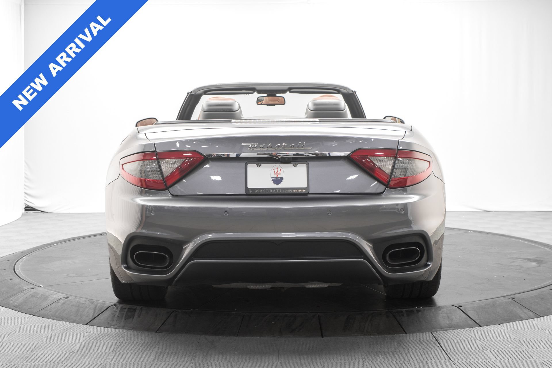 Used 2018 Maserati GranTurismo MC RWD image 4