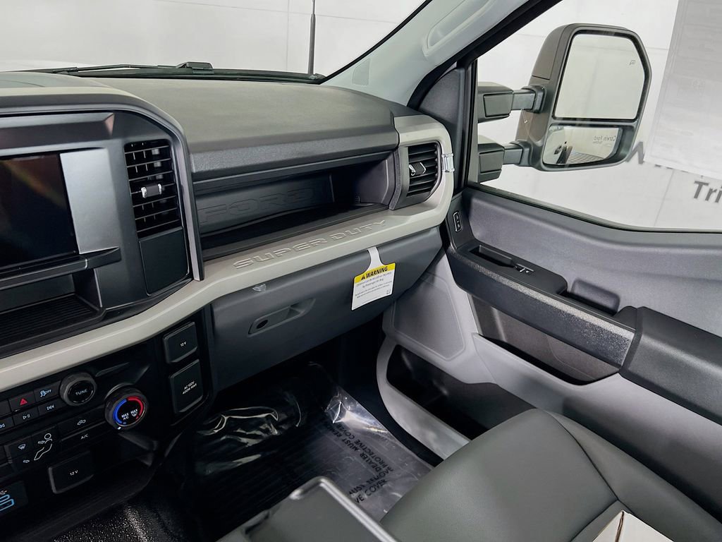 New 2025 Ford F350 XL w/ XL Chrome Package image 22
