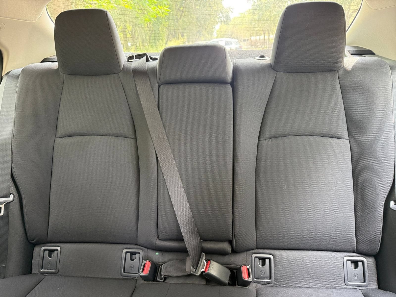 Used 2025 Toyota Corolla LE FWD image 34
