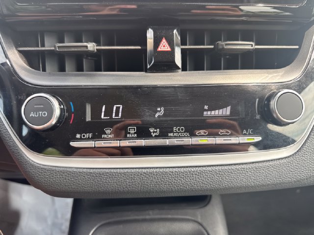 Used 2024 Toyota Corolla LE FWD image 24