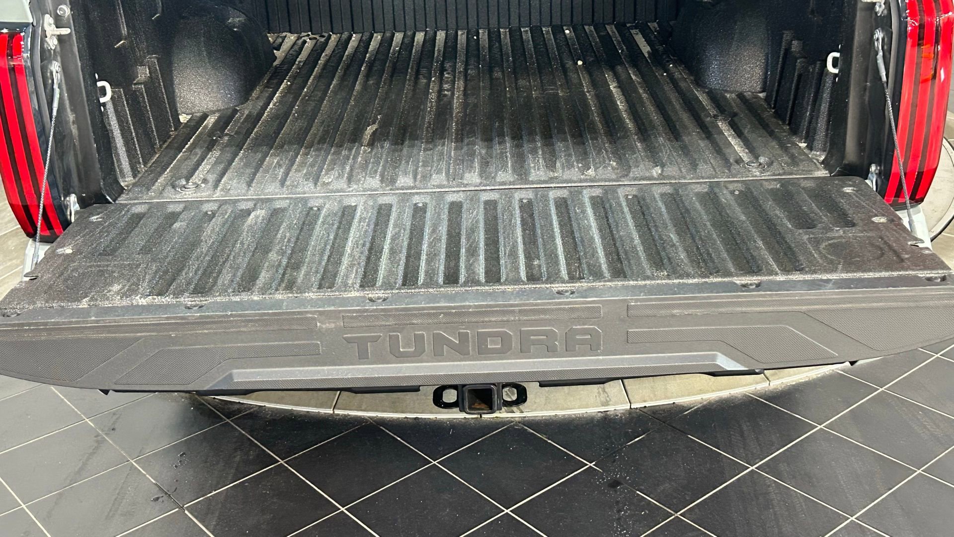 Used 2024 Toyota Tundra SR5 w/ SR5 Premium Package image 28