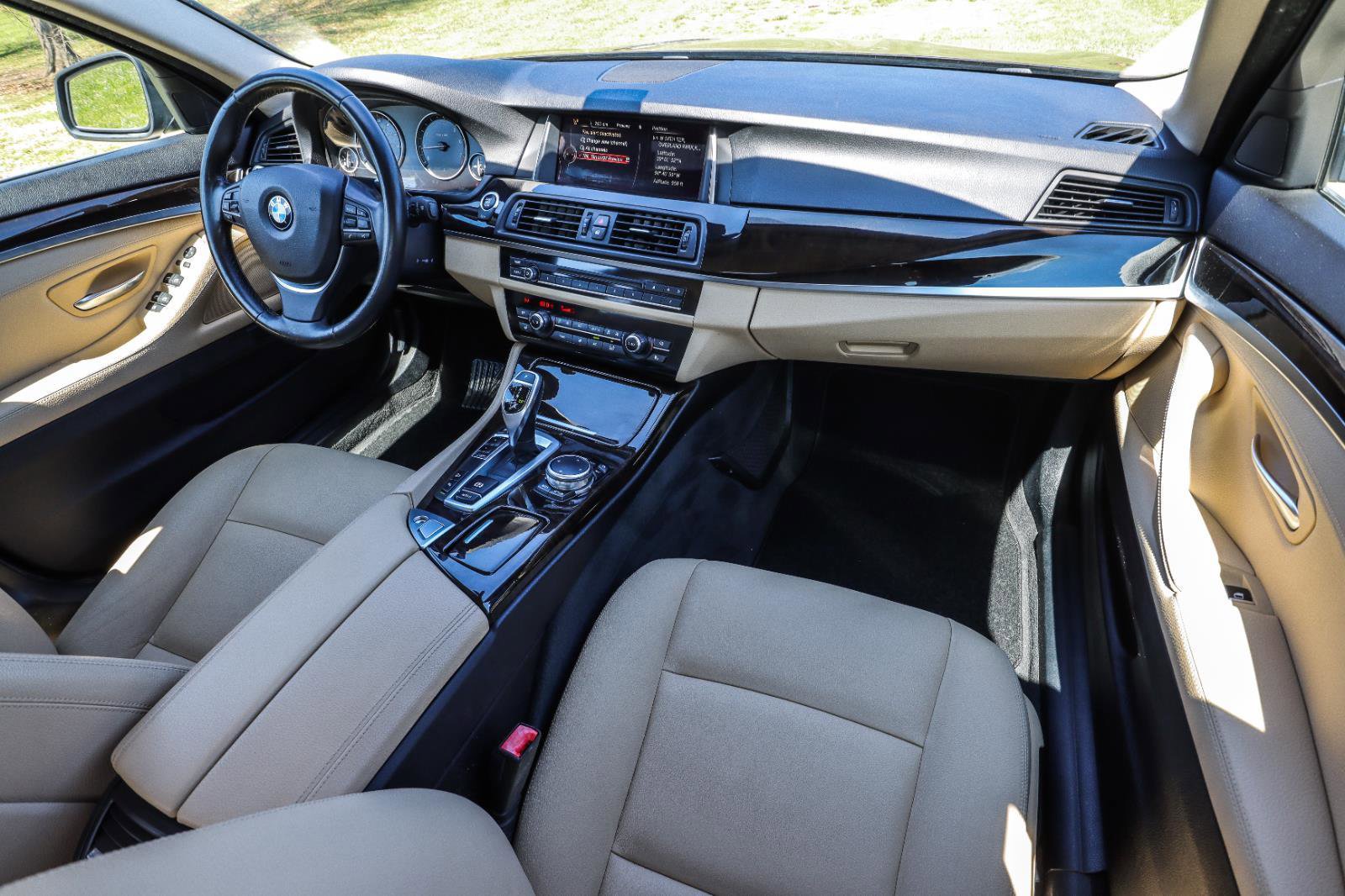 Used 2016 BMW 528i xDrive Sedan image 29