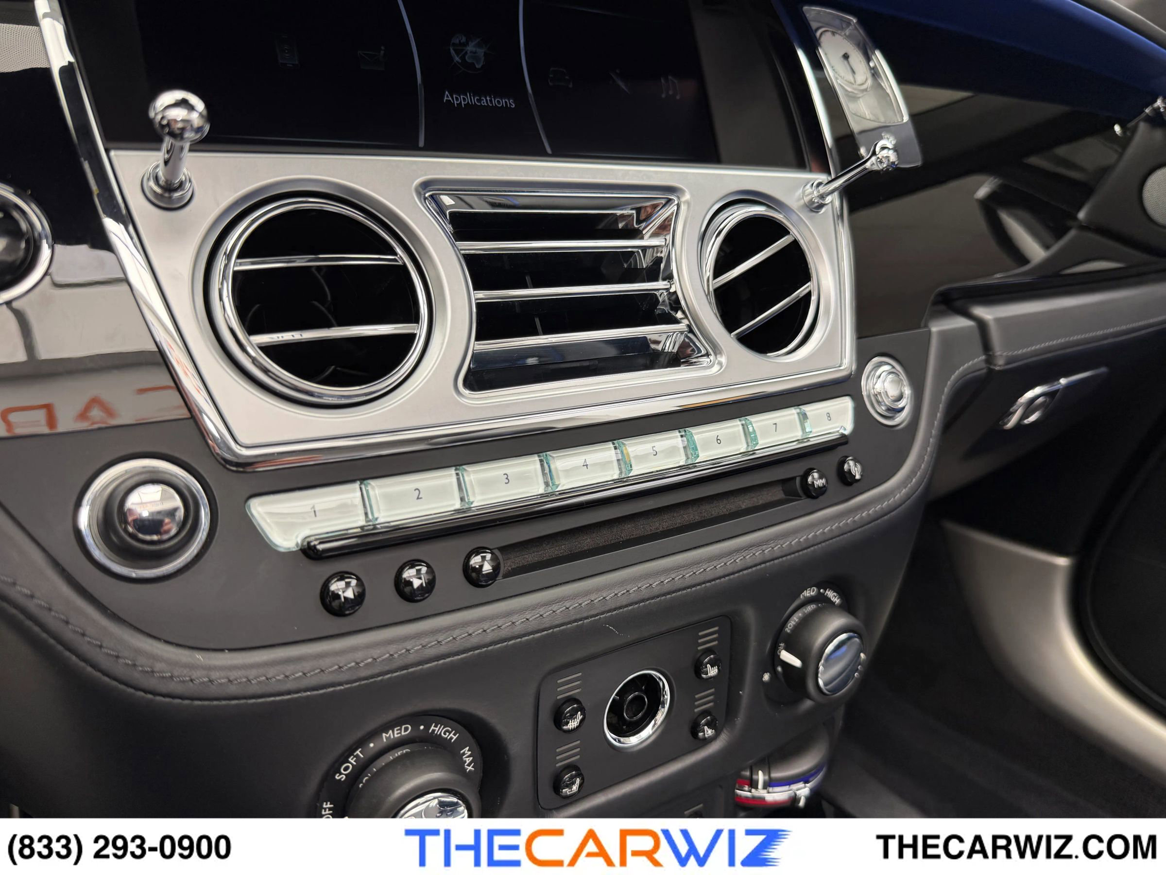 Used 2019 Rolls-Royce Dawn image 50