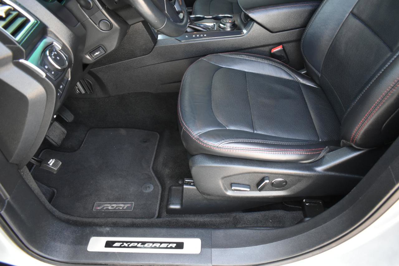 Used 2017 Ford Explorer Sport w/ Equipment Group 401A AWD/4WD image 25