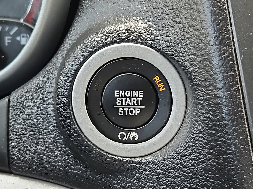 Used 2020 Dodge Journey SE w/ SE Popular Equipment Group FWD image 22