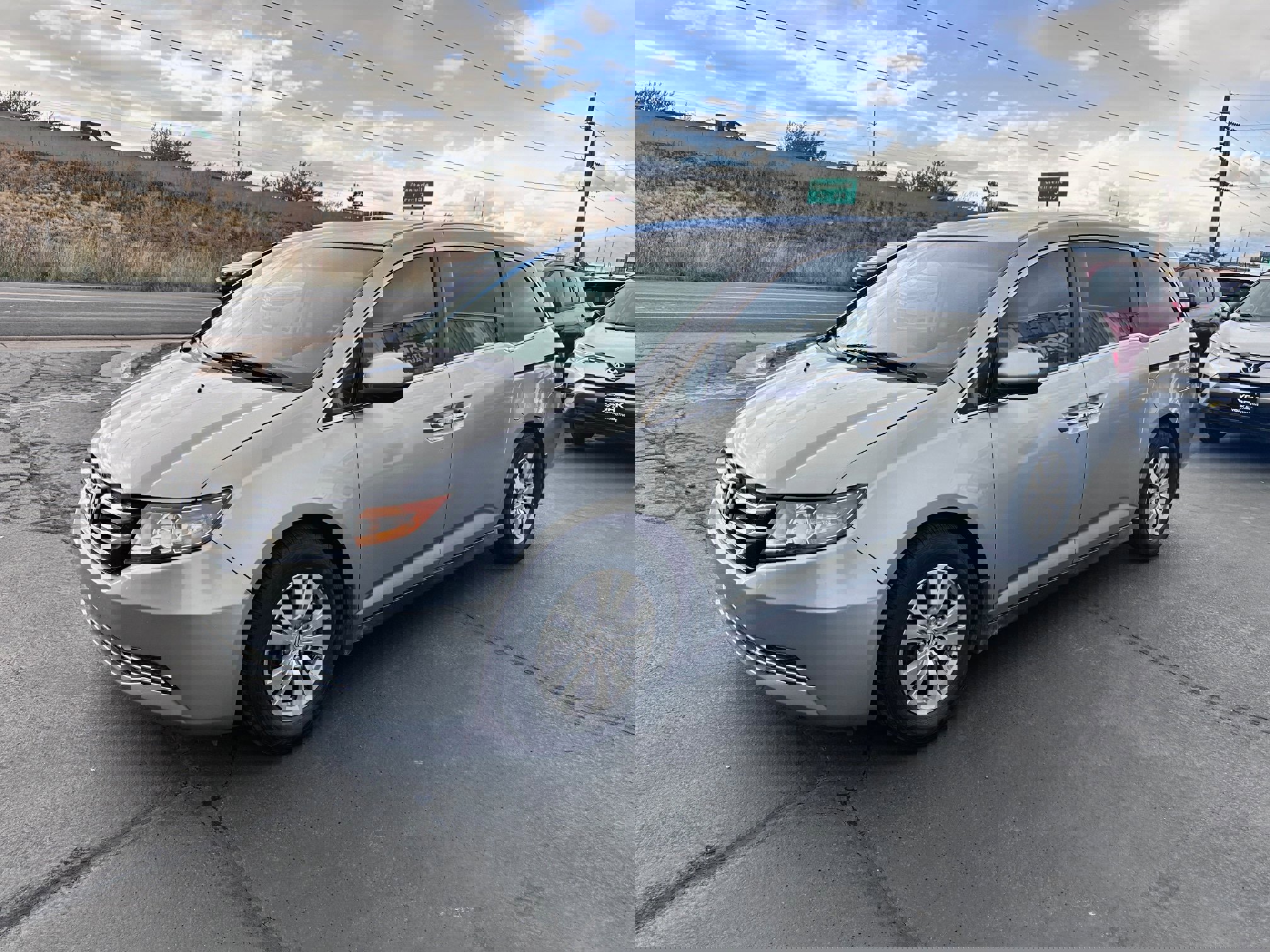 Used 2017 Honda Odyssey EX image 2