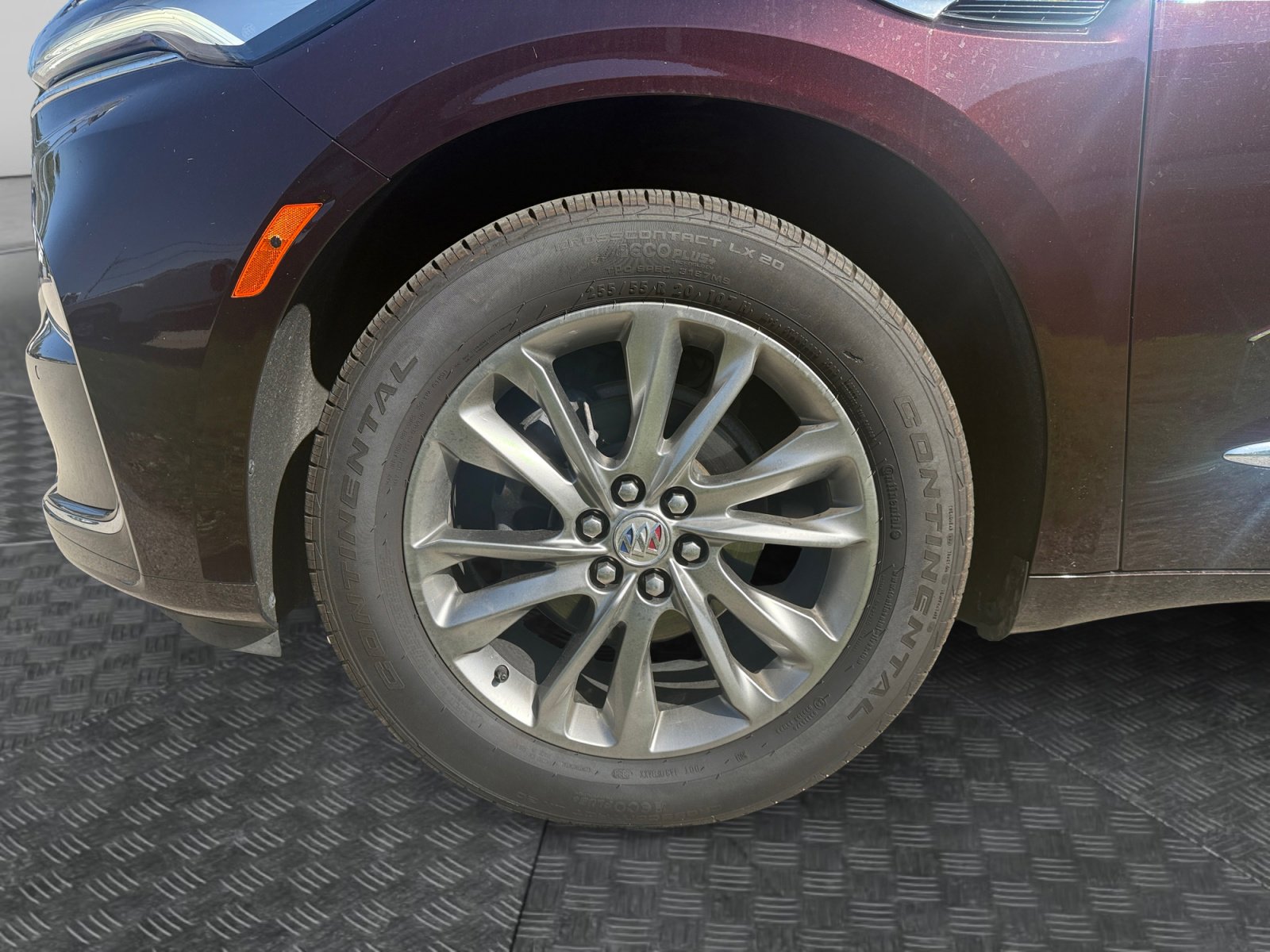 Used 2024 Buick Enclave Avenir w/ Avenir Technology Package AWD/4WD image 14