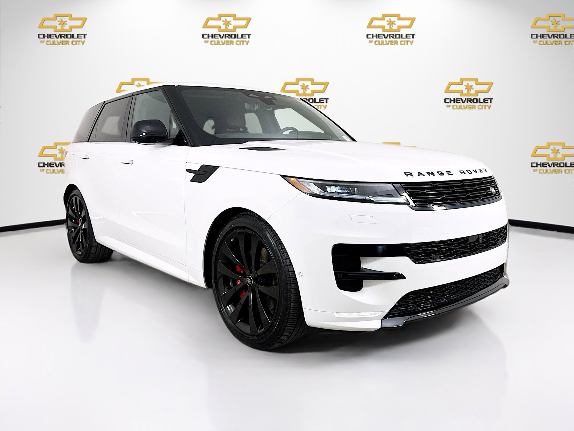 Used 2025 Land Rover Range Rover Sport Dynamic SE