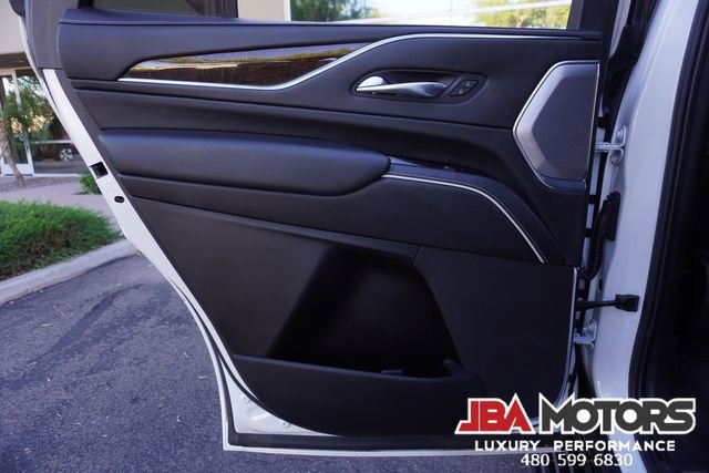 Used 2021 Cadillac Escalade Sport Platinum w/ LPO, ONYX Package image 91