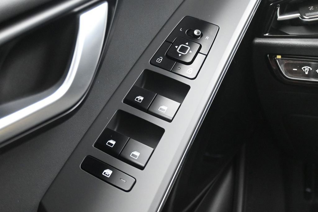 New 2026 Kia Niro Wind FWD image 22