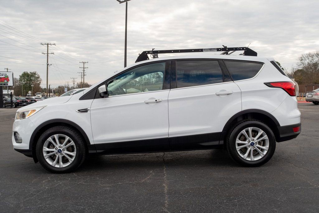 Used 2019 Ford Escape SE image 4