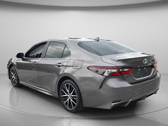 Used 2024 Toyota Camry SE FWD image 8