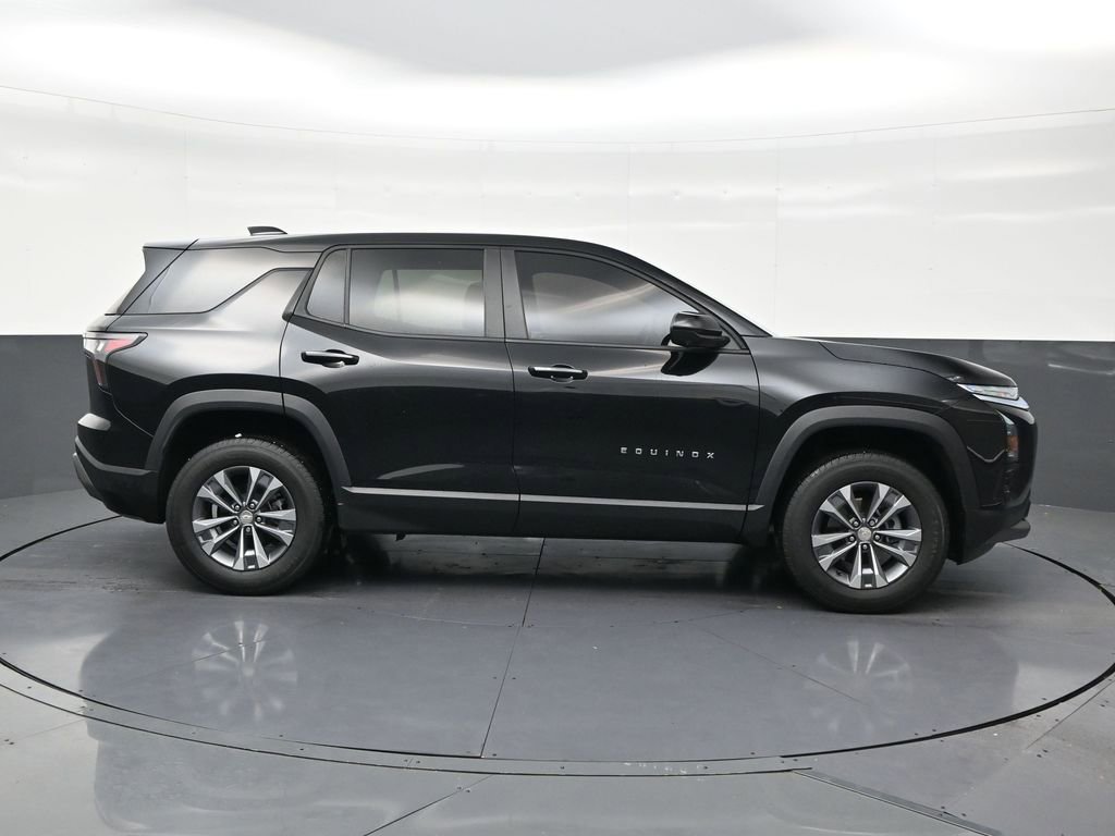 Used 2025 Chevrolet Equinox LT w/ Safety and Technology Package FWD image 6