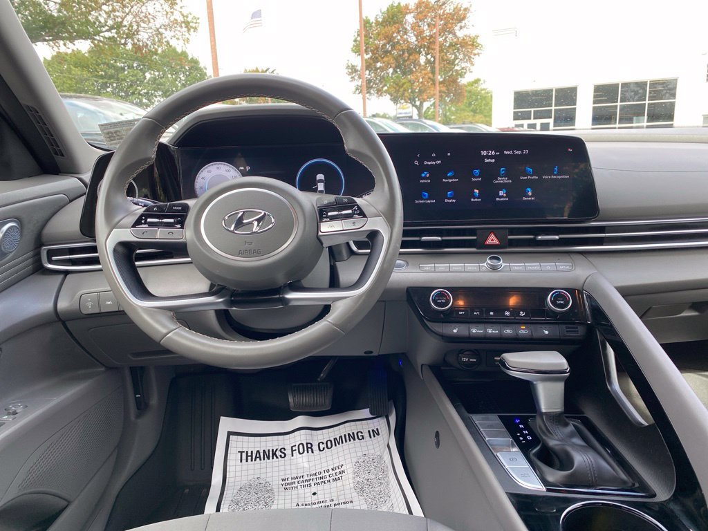Certified 2023 Hyundai Elantra SEL w/ Convenience Package FWD image 10
