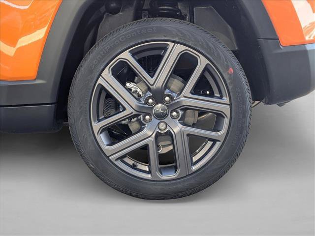 New 2026 Jeep Compass Latitude AWD/4WD image 10