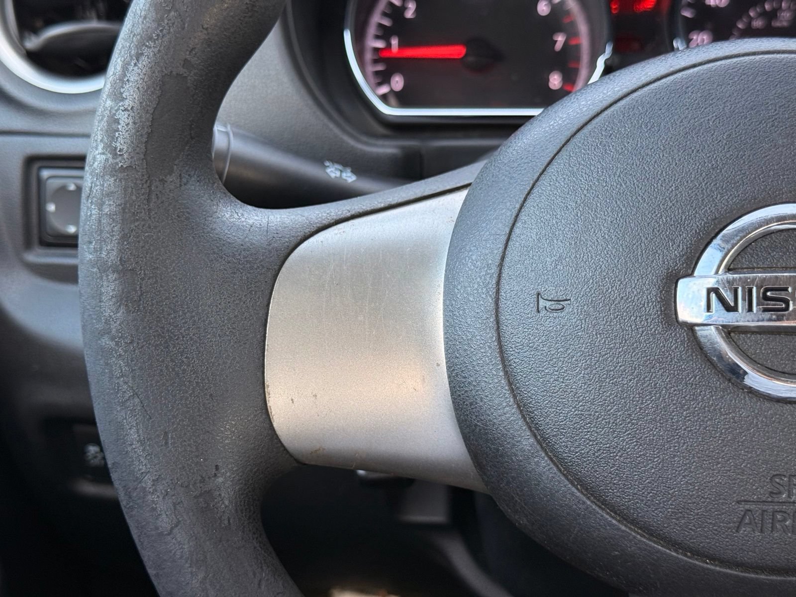 Used 2014 Nissan Versa SV FWD image 26