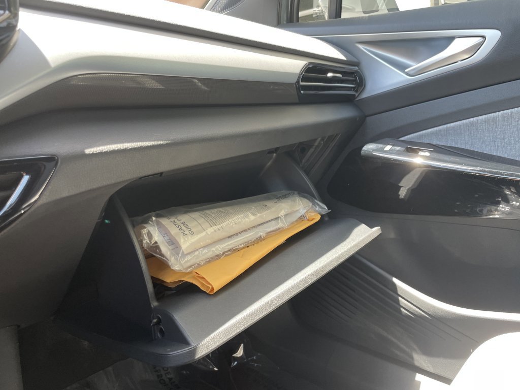 Used 2023 Volkswagen ID.4 Pro image 45