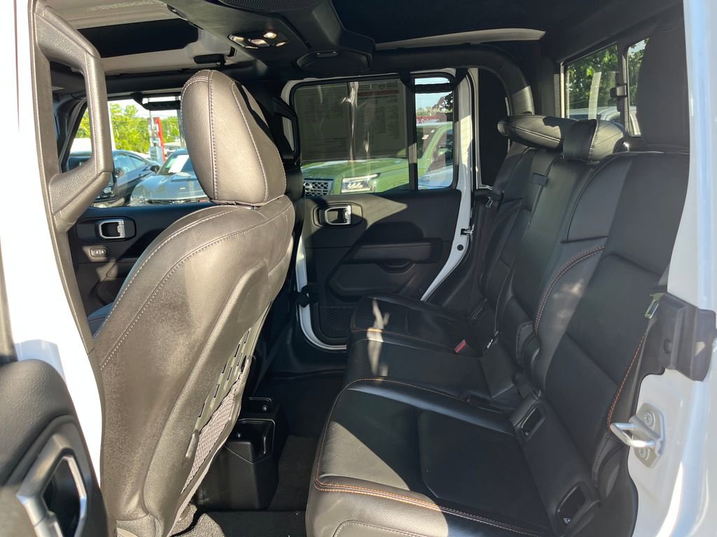 Used 2022 Jeep Gladiator Mojave w/ LED Lighting Group AWD/4WD image 25