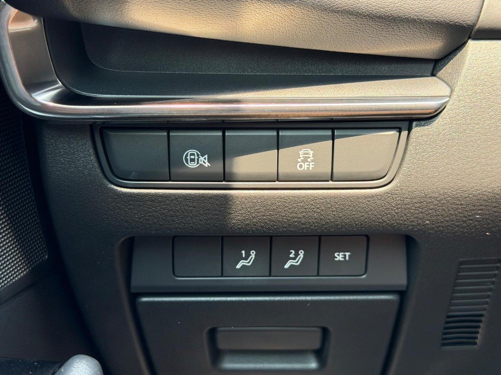 Used 2024 MAZDA MAZDA3 s FWD image 16