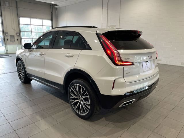 Certified 2024 Cadillac XT4 Sport image 3
