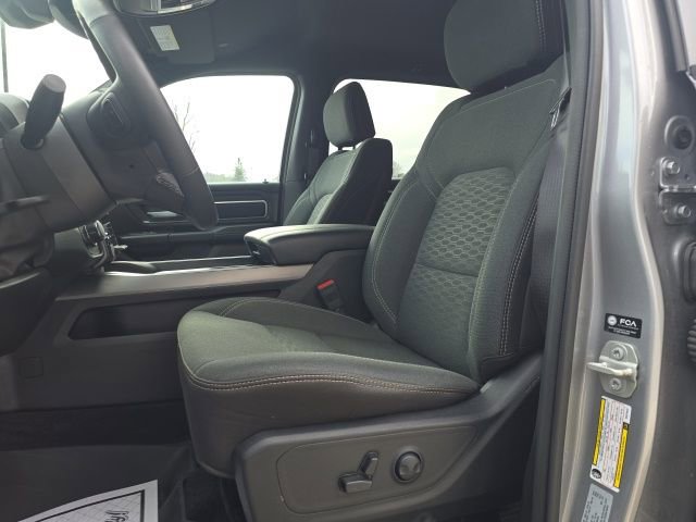 Used 2025 RAM 1500 Big Horn AWD/4WD image 10