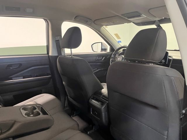 Used 2024 Nissan Pathfinder SV image 14