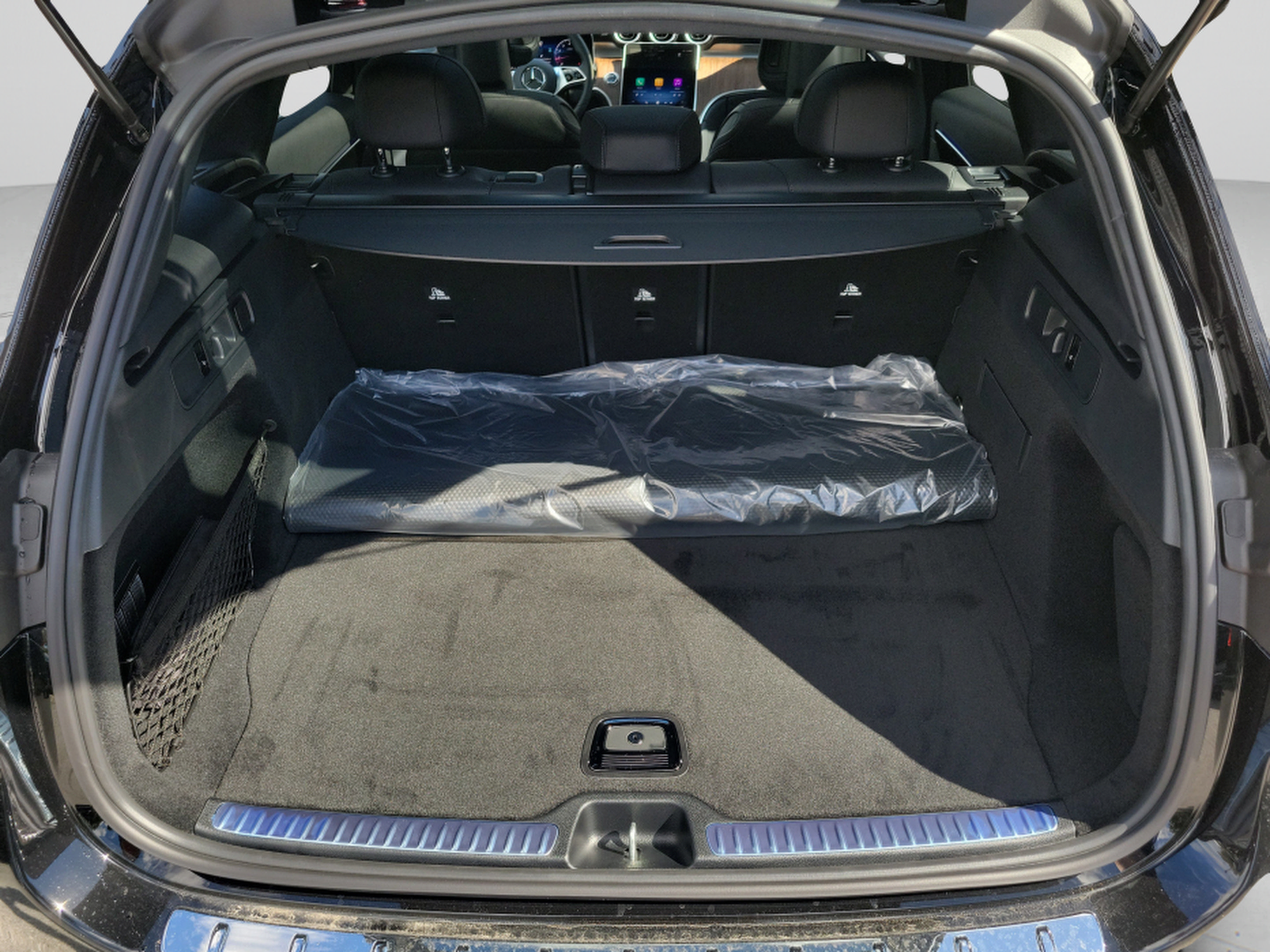 Certified 2026 Mercedes-Benz GLC 300 4MATIC image 6