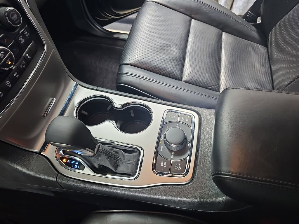 Used 2018 Jeep Grand Cherokee Overland image 29