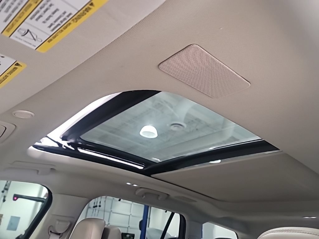 Used 2022 Lincoln Aviator Reserve w/ Equipment Group 201A RWD image 20
