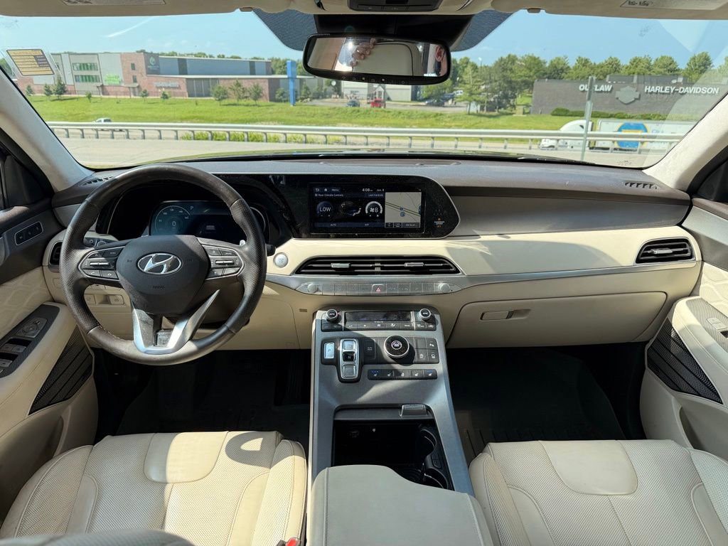 Used 2020 Hyundai Palisade Limited FWD image 3