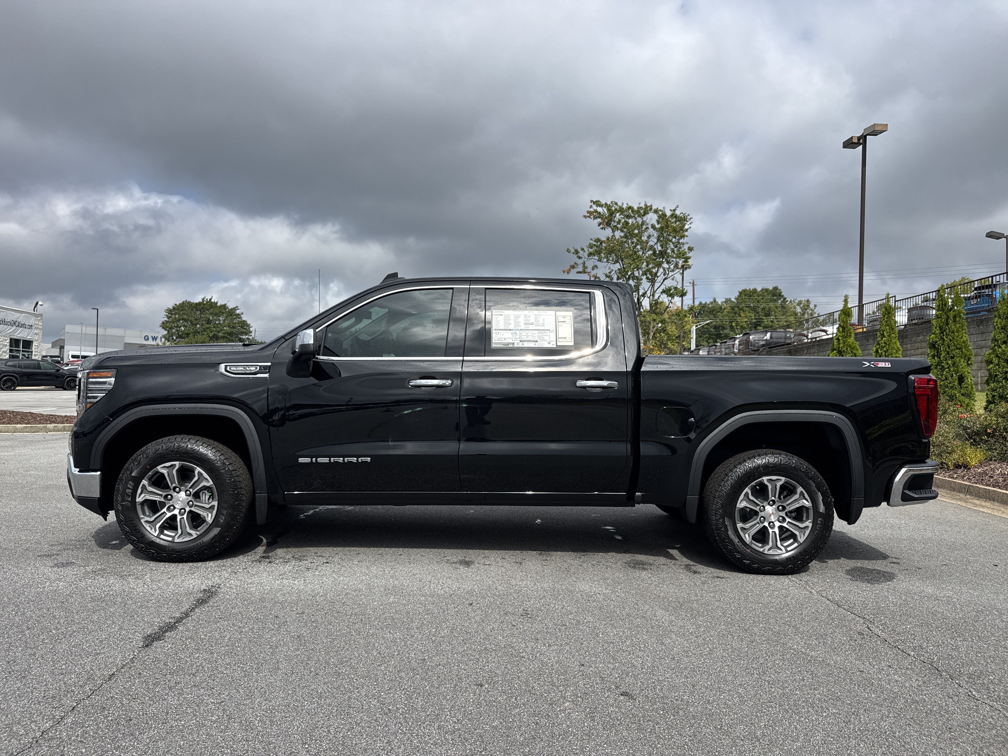 New 2026 GMC Sierra 1500 SLT w/ X31 Off-Road Package AWD/4WD image 7