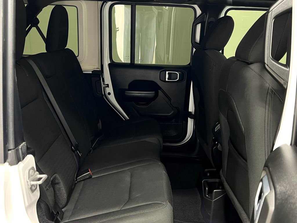 Used 2021 Jeep Wrangler Unlimited Sport image 31