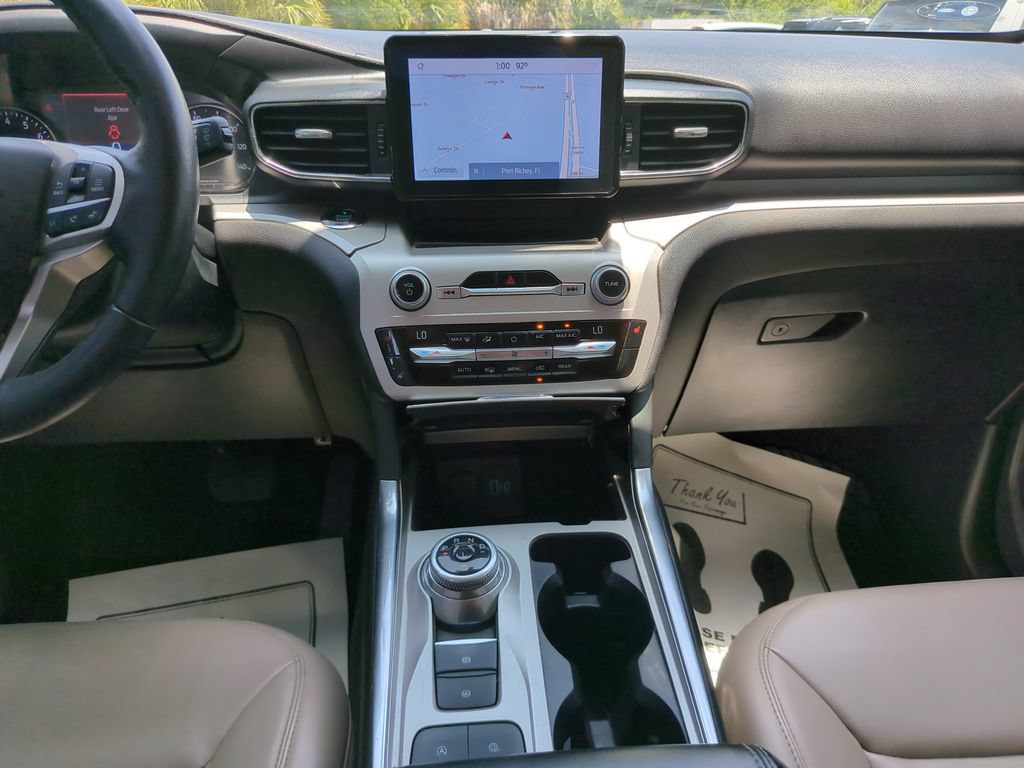 Certified 2021 Ford Explorer XLT w/ Equipment Group 202A RWD image 19