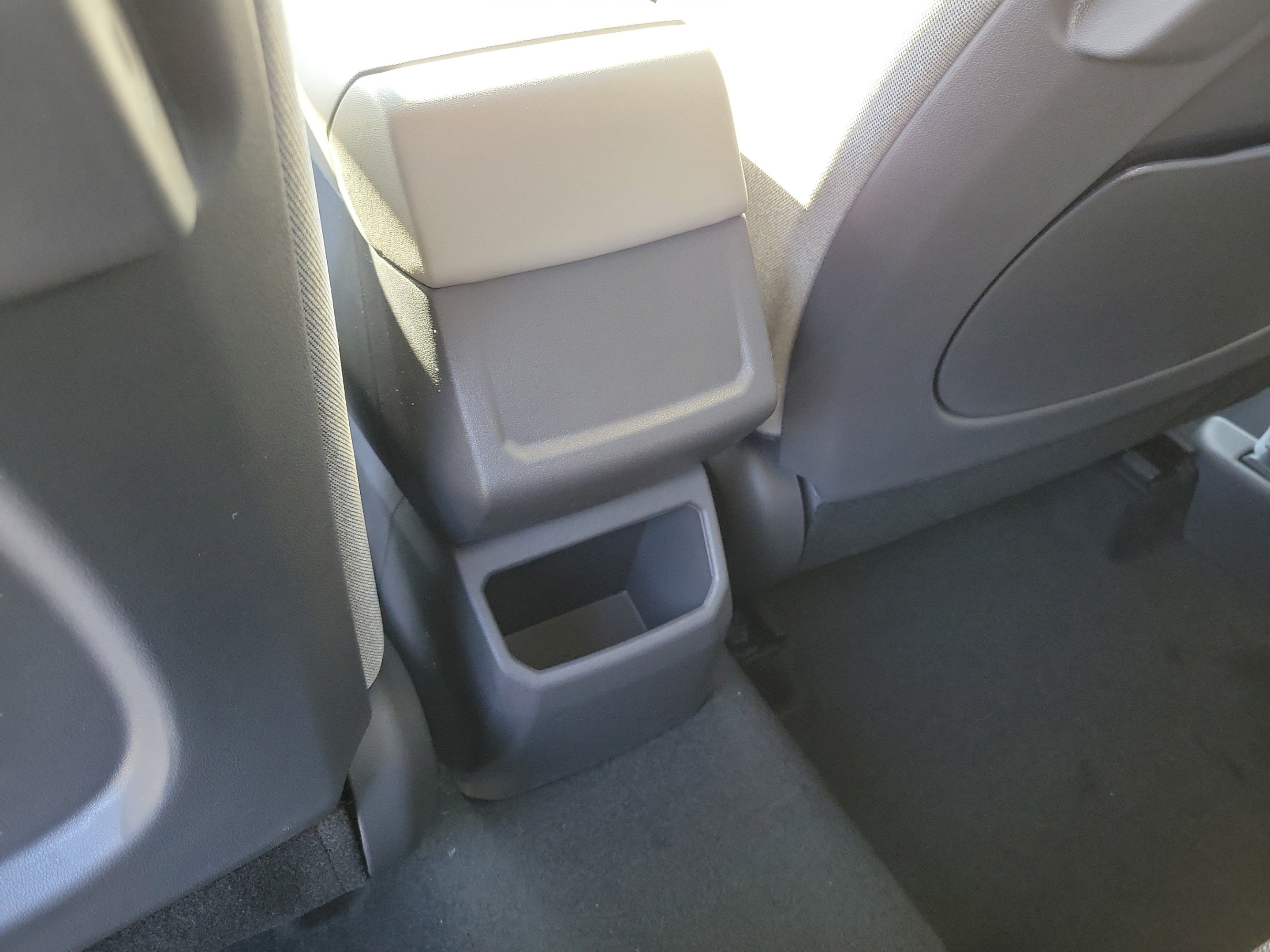 New 2027 Kia Seltos S FWD image 11