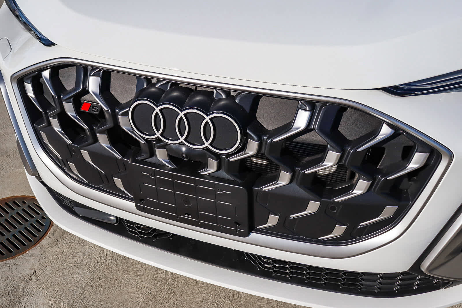 New 2025 Audi SQ5 Premium Plus image 8