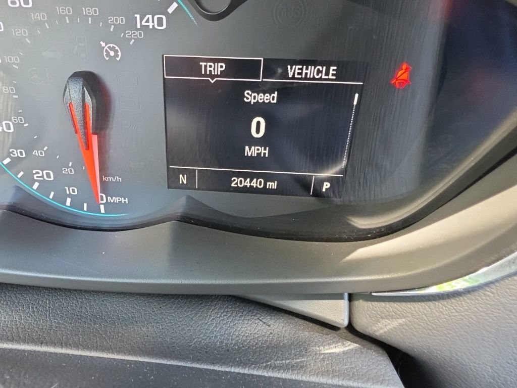 Used 2017 Chevrolet Trax LT w/ LT Convenience Package FWD image 9