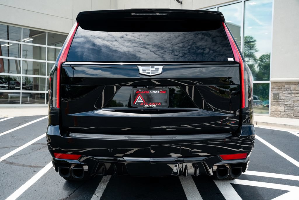 Used 2023 Cadillac Escalade V AWD/4WD image 15