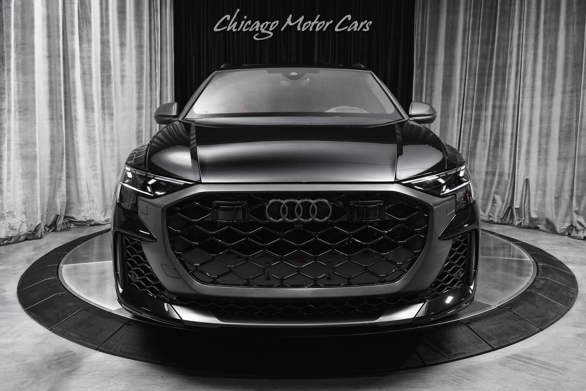 Used 2026 Audi RS Q8 performance AWD/4WD image 7