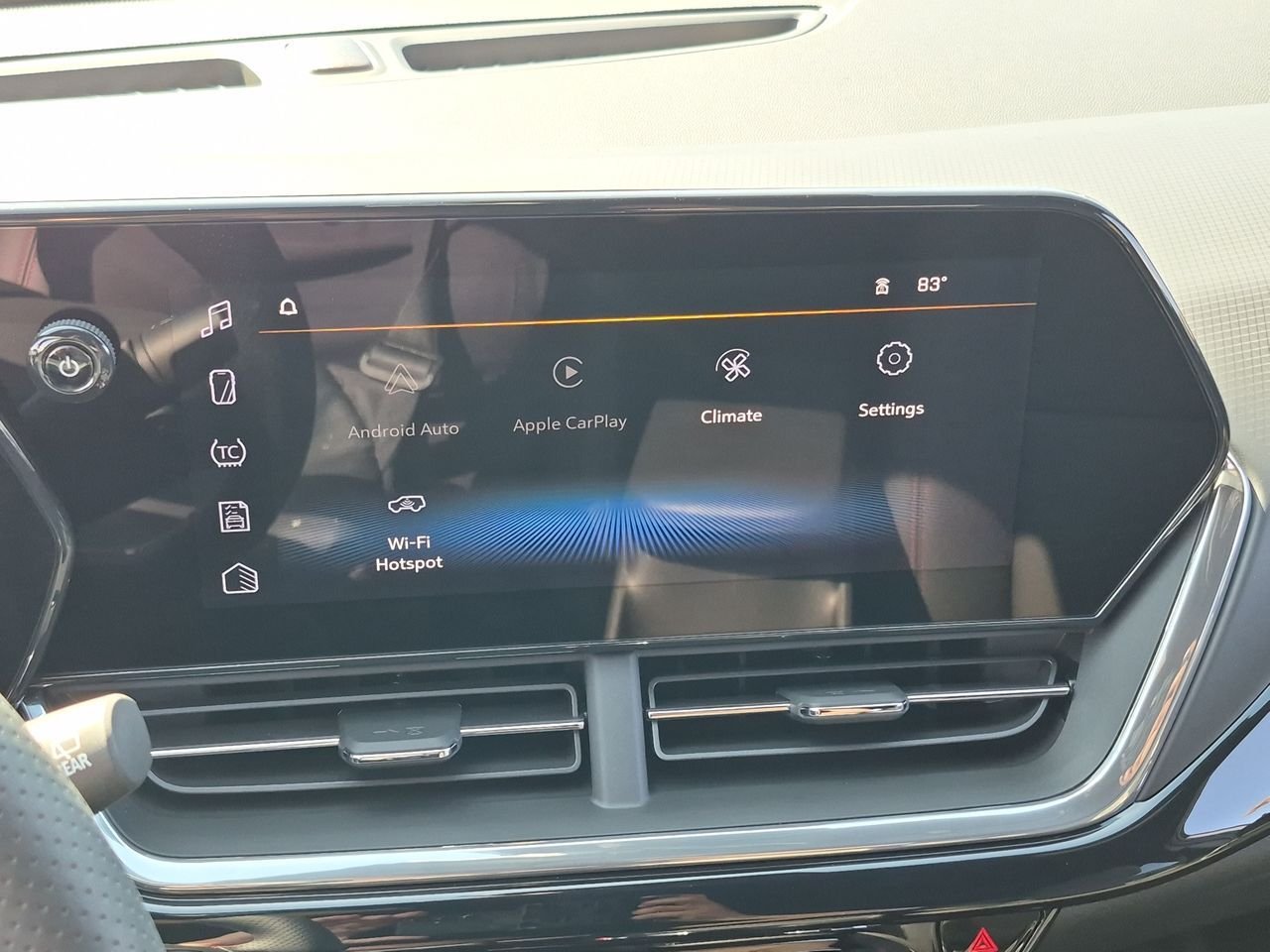 New 2026 Chevrolet Trax RS w/ Sunroof Package FWD image 14