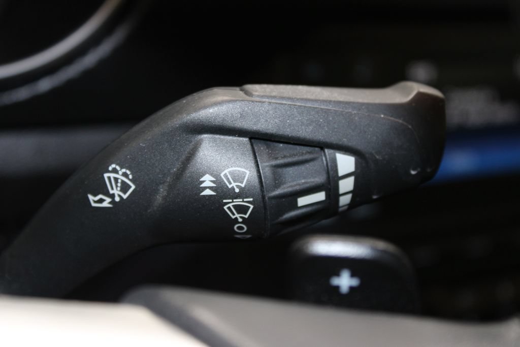Used 2018 Ford Mustang Coupe RWD image 37